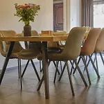 Holiday home De Rouwenbogt