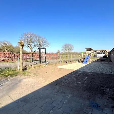 Holiday home De Rouwenbogt Reusel
